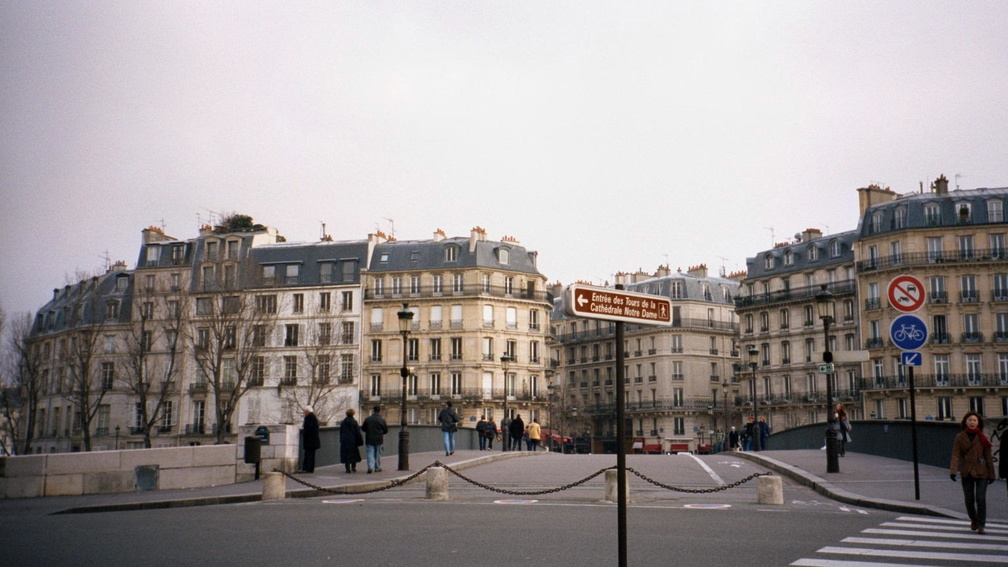 paris 2001-02-16 16e.jpg