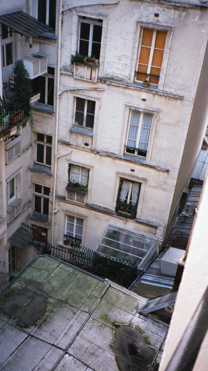 paris 2001-02-22 08e.jpg