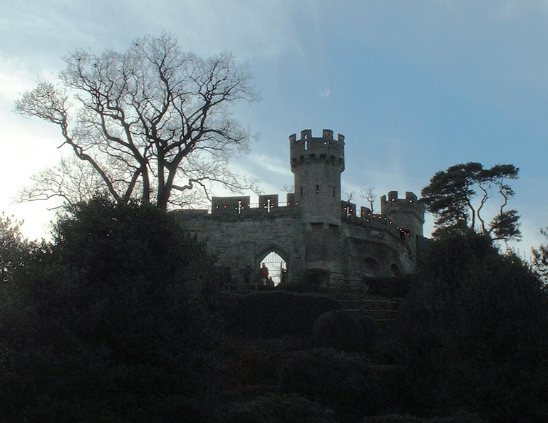 warwick castle 2001-12-28 09e
