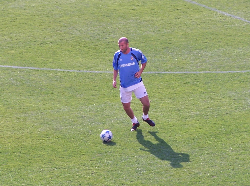 real madrid vs guadalajara 2005-07-16 029e.jpg