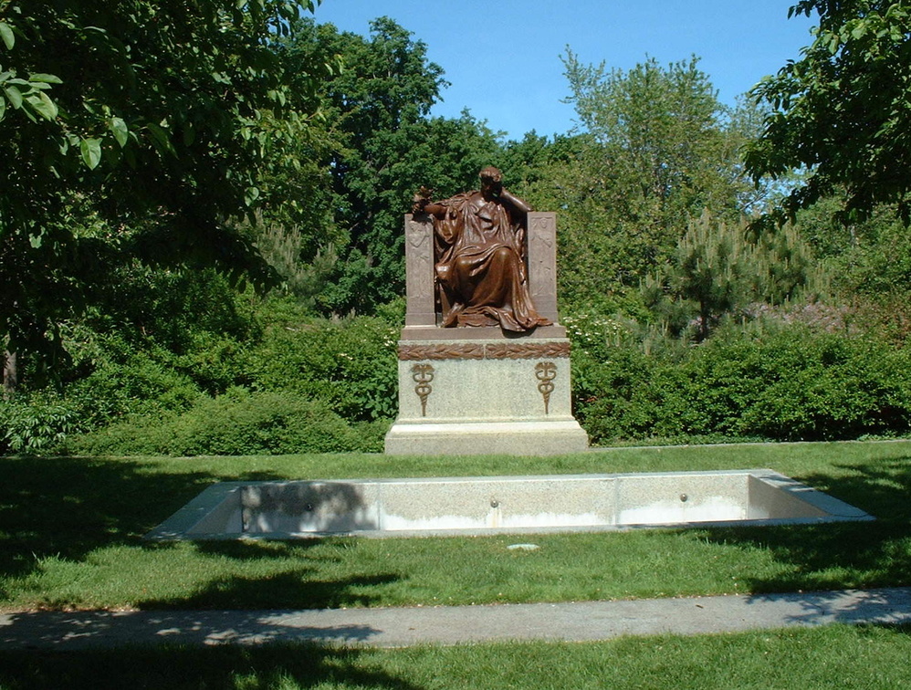 graceland cemetery 2001-05-19 57e.jpg